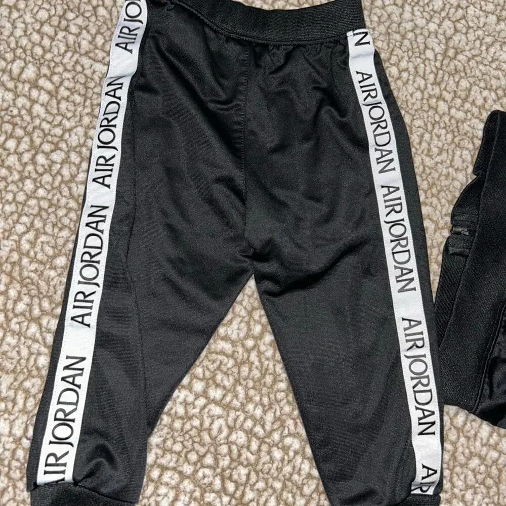 Nike Air Jordan Tracksuit - Picture 5 of 5